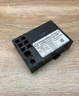 Mercedes-Benz E W211 Gateway control module A2115403145 410213005012