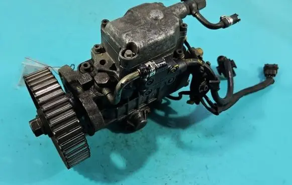 Audi A6 S6 C5 4B Fuel injection high pressure pump 0460404969 IMPRK1550480