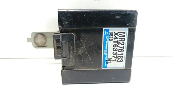 Mitsubishi Pajero Other control units/modules MR276183