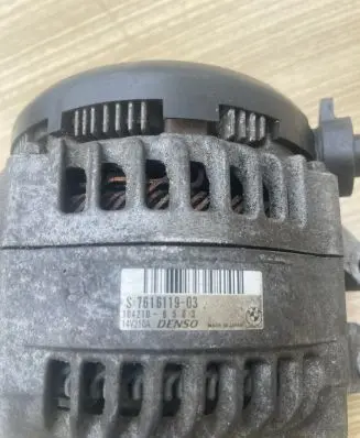 BMW 5 F10 F11 Generator/alternator 7616119