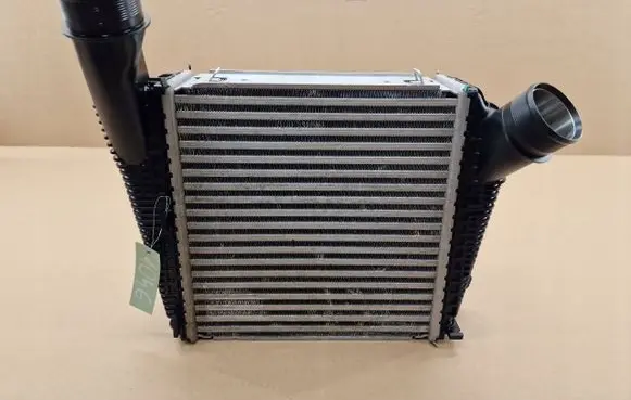 Porsche Panamera (971) Intercooler radiator