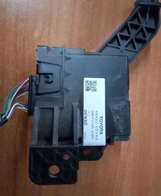 Toyota Yaris Air conditioning/heating control unit 886500D360