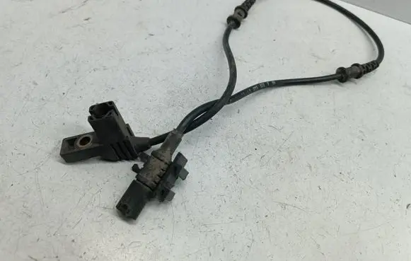 Mercedes-Benz S W220 Brake pads wear sensor A2205400108 2205400108