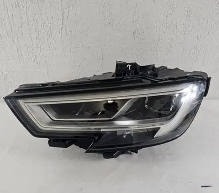 Audi A3 S3 8V Headlight/headlamp 8V0941035