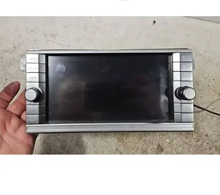 Subaru Impreza III Radio/CD/DVD/GPS head unit Y39553271 86271SC020 W8000083