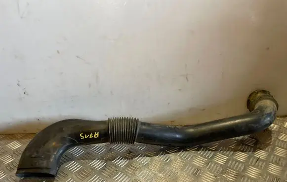 Opel Vivaro Air intake hose/pipe 91166663