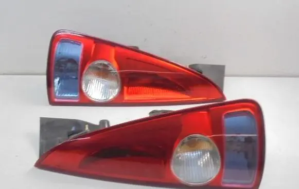 Renault Espace III Rear/tail lights 8200027153