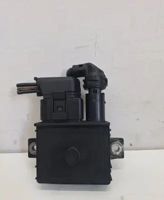 BMW 5 E60 E61 Glow plug pre-heat relay 0006715375