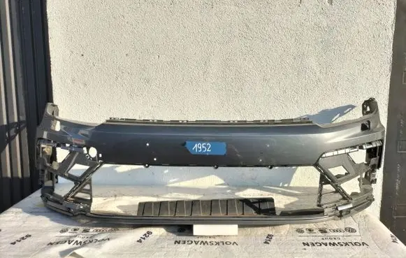Volkswagen Tiguan Allspace Front bumper 5NN807221A