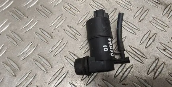 Toyota Verso Windscreen/windshield washer pump 853300F020