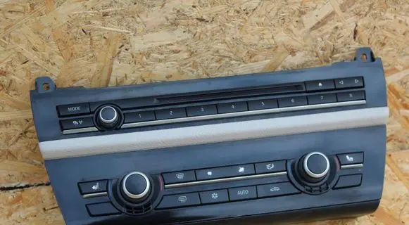 BMW 5 F10 F11 Climate control unit 9249708