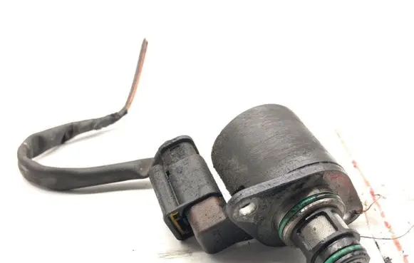 Peugeot 508 Fuel pressure regulator