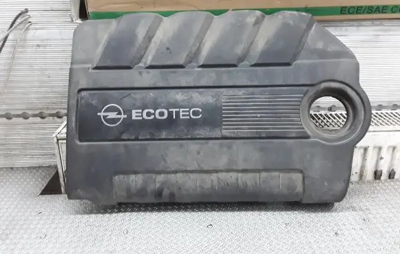 Opel Zafira B Engine cover (trim)