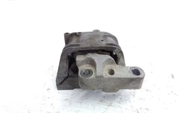 Volkswagen Caddy Engine mount bracket 1K0199262BA