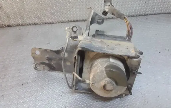 Nissan X-Trail T30 ABS Pump 47600AR005