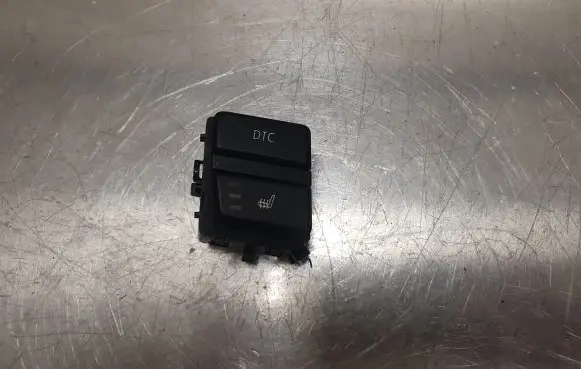 BMW 5 E60 E61 Seat heating switch