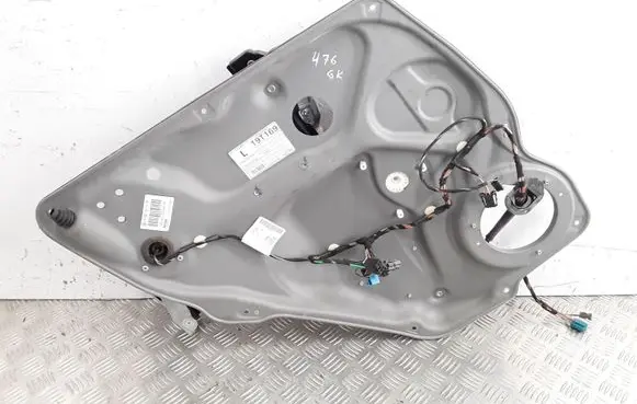 Mercedes-Benz B W245 Rear window lifting mechanism without motor A1697301579 A1695408205