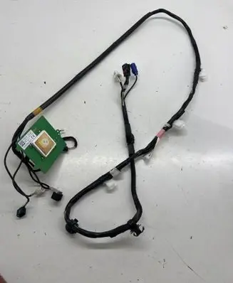 Tesla Model 3 Aerial GPS antenna 107973400C