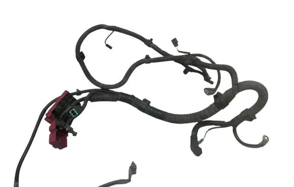 Mitsubishi L200 Positive cable (battery) 