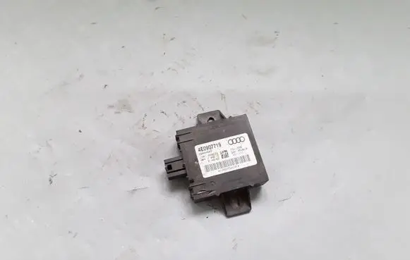 Audi A8 S8 D3 4E Alarm control unit/module 4E0907719 28024689