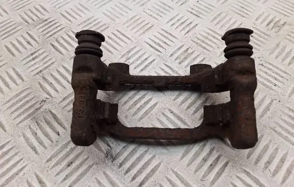 Toyota Auris 150 Brake caliper pad carrier rear 4782209010