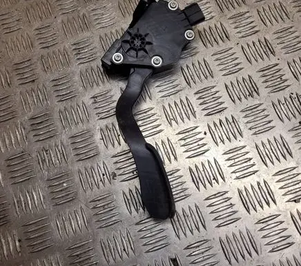 Toyota Yaris Accelerator throttle pedal 7811052020 1988007021 01J24000287