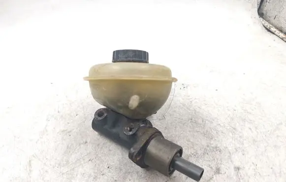 Audi 80 90 B3 Master brake cylinder