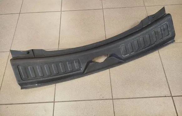 Land Rover Discovery Sport Trunk/boot sill cover protection FK72113A10AC