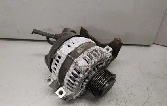 Honda FR-V Generator/alternator