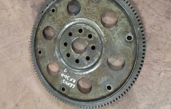 Lexus RX 300 Flywheel
