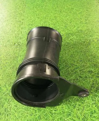 BMW M6 Air intake duct part 7521019