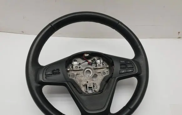 BMW 2 F46 Steering wheel 4265153 5R38883 SW686027701