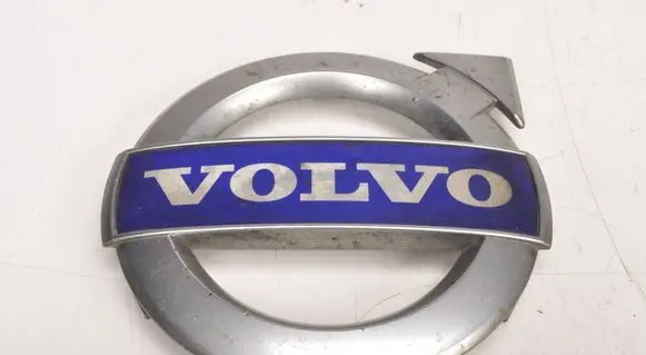 Volvo V60 Manufacturer badge logo/emblem 31383510