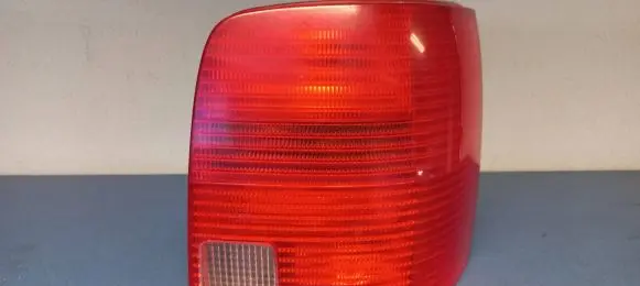 Volkswagen PASSAT B5 Rear/tail lights 3B9945257