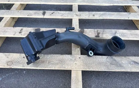 Renault Master III Air intake duct part H8200987778 8200858600