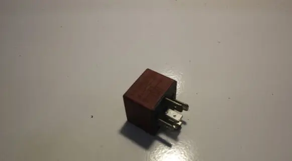 Ford Mondeo MK II Other relay 03612
