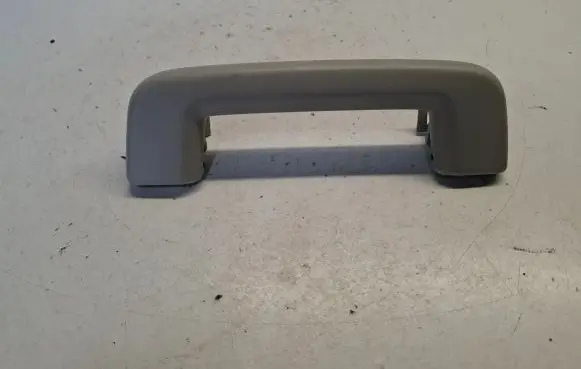 Rear interior roof grab handle
