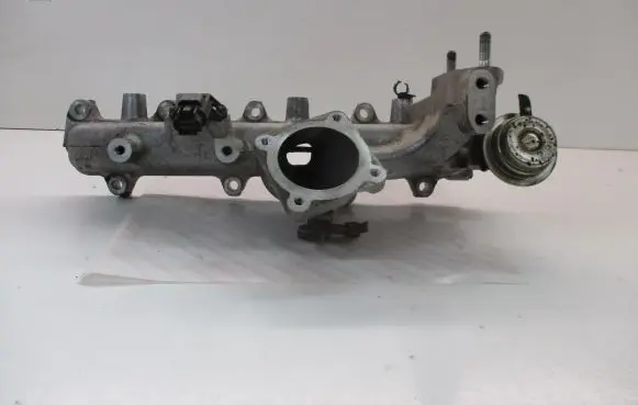 Isuzu D-Max Intake manifold RZ4E
