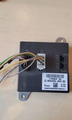 Mercedes-Benz E W211 Comfort/convenience module 2115458432