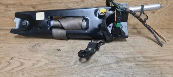 Volvo V70 Front seatbelt 39860305