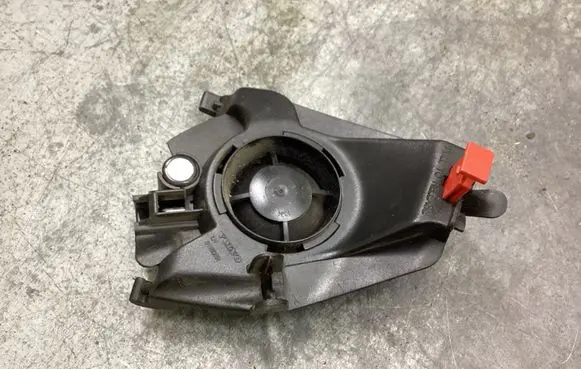 Volvo XC70 Front door speaker 8633992