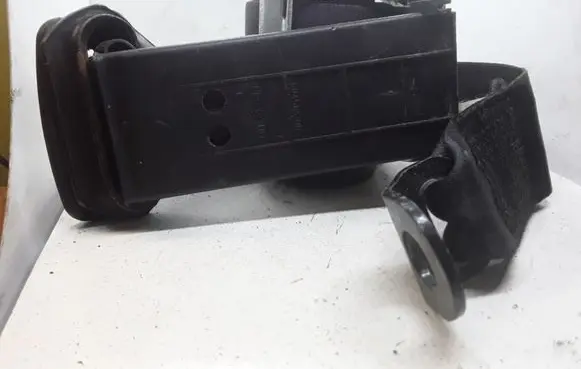 Opel Astra H Front seatbelt 604512200 365223