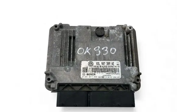 Volkswagen PASSAT CC Engine control unit/module ECU 03L907309AE 0281017946