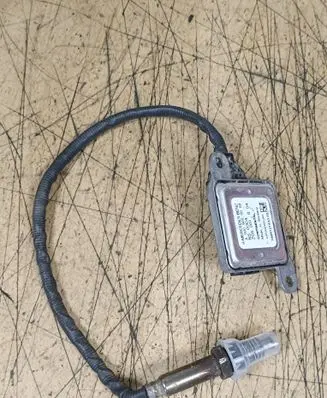 Mercedes-Benz Sprinter W906 Lambda probe sensor A0009050008