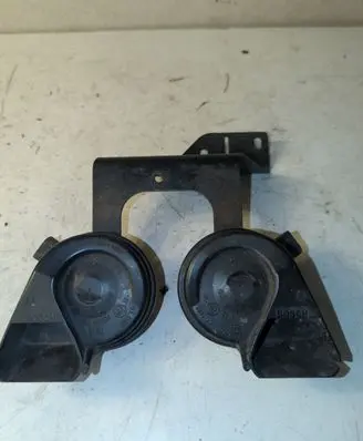 Audi A6 S6 C6 4F Horn signal 4F0951229