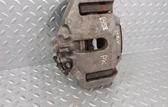 BMW 5 F10 F11 Front brake caliper