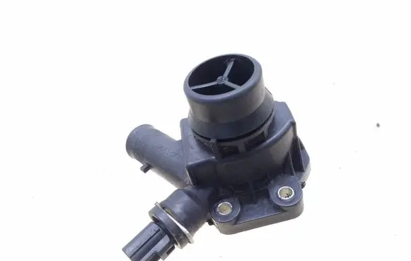 Volvo XC70 Thermostat/thermostat housing