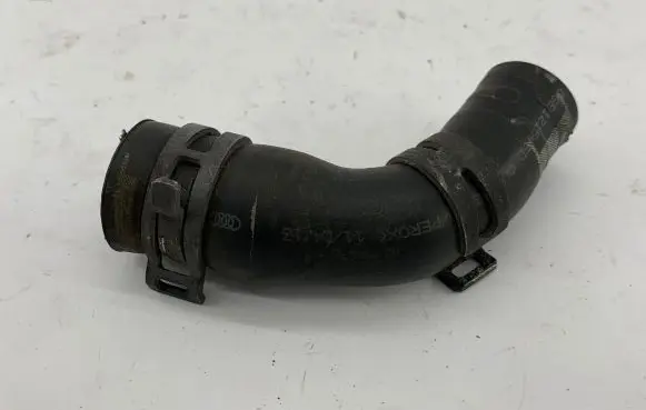Audi A6 S6 C7 4G Engine coolant pipe/hose 06E121546D