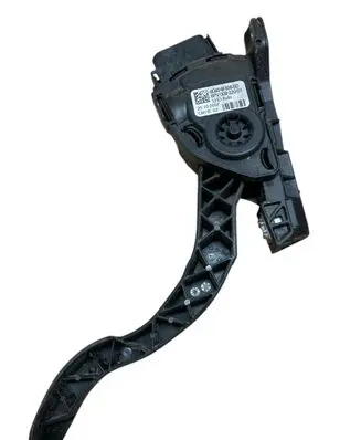 Volvo XC70 Accelerator throttle pedal 6G929F836BD 6PV00922001 C95YE02