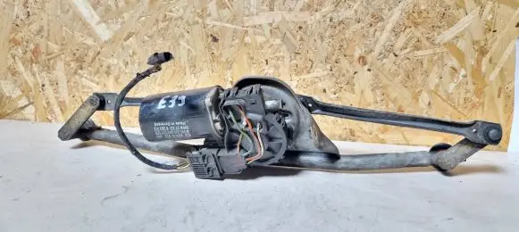 BMW 7 E38 Front wiper linkage and motor 0390241349